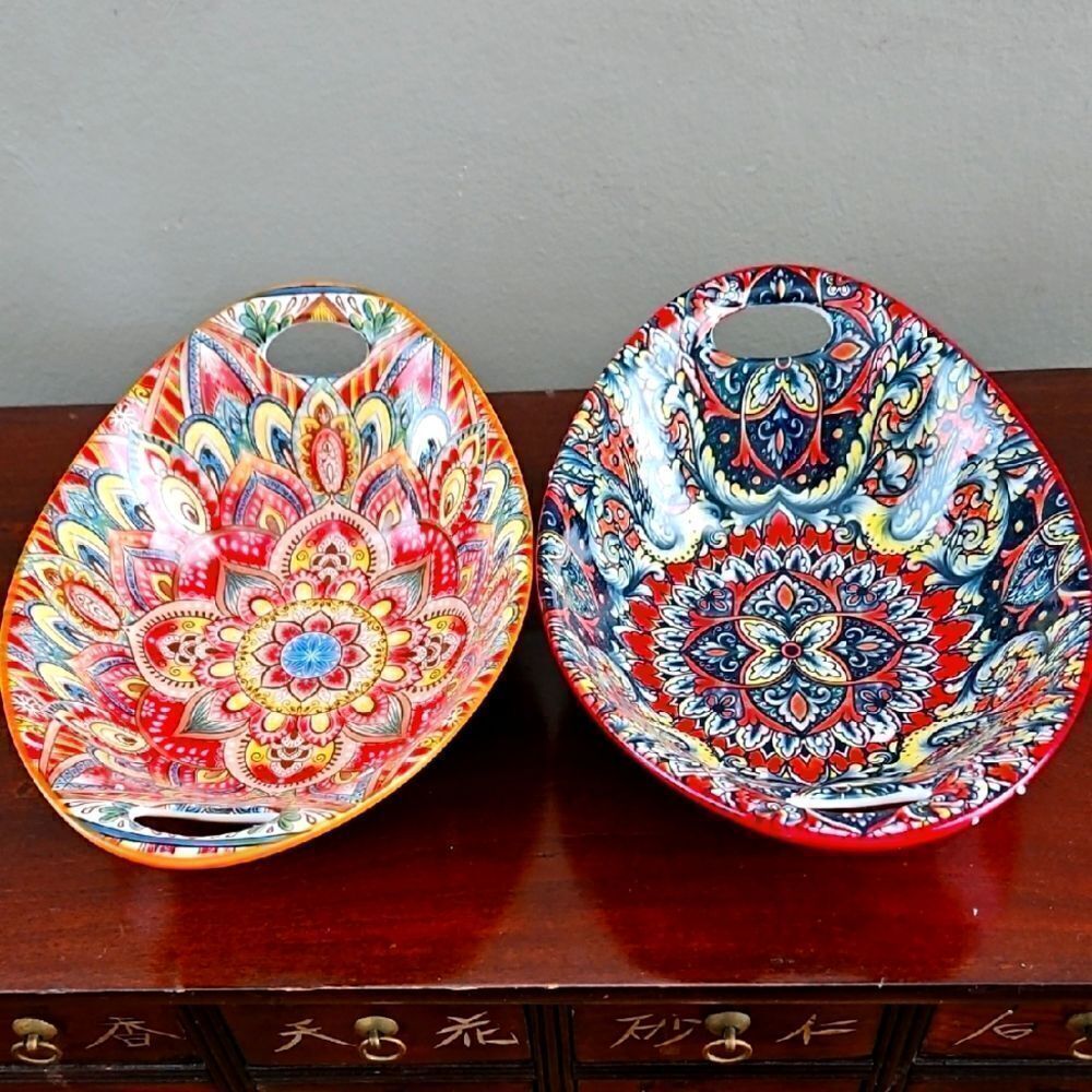 NWOT Colorful Salad/Fruit Bowls